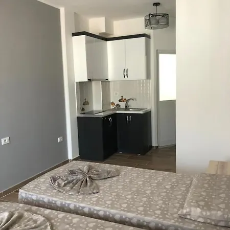 Lurthi Apartment Shengjin