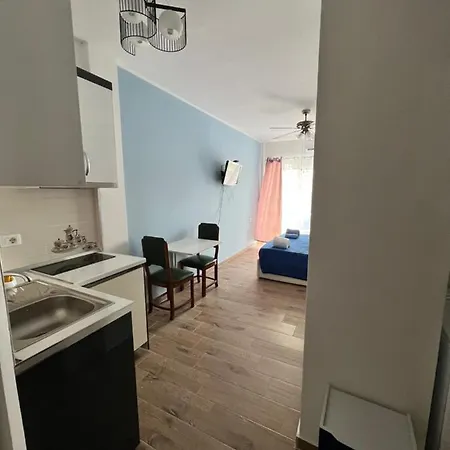 Lurthi Apartment Shengjin